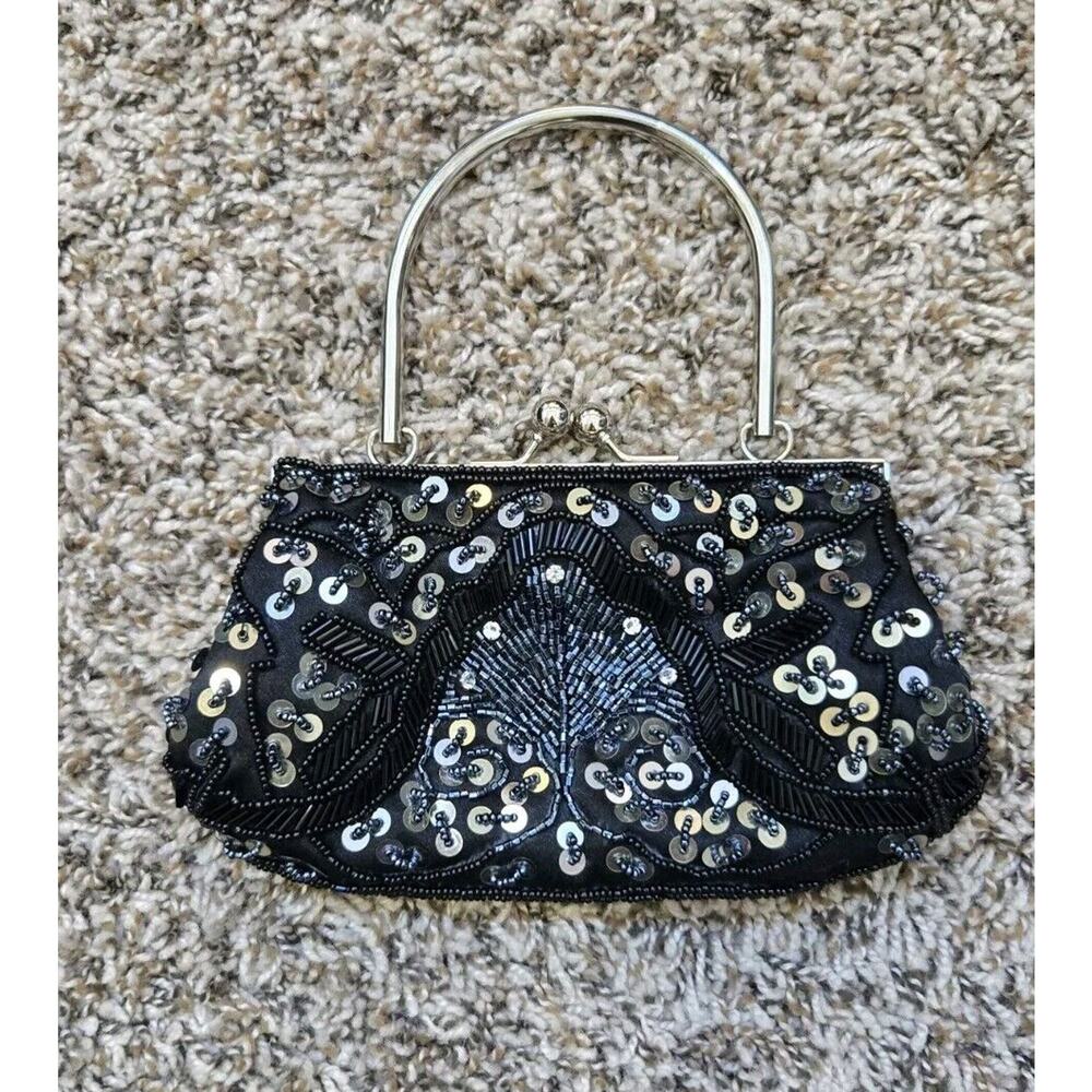 Bijoux Terner Black Beaded Snap Close Small Clutch With Silver Metal Handle